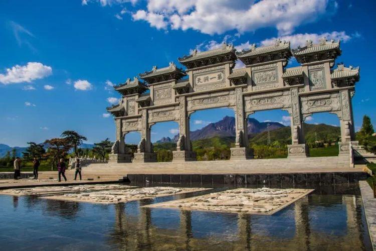 河南石牌坊倒塌事件，历史遗迹的脆弱与保护的迫切